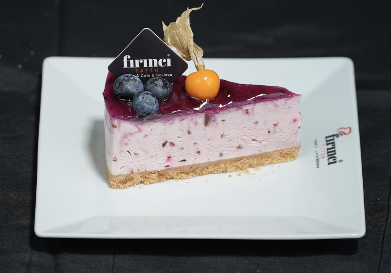 Blueberry Cheesecake Slice
