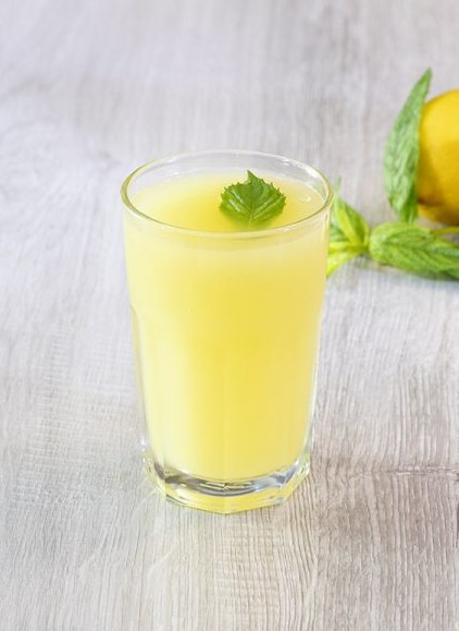 Homemade lemonade